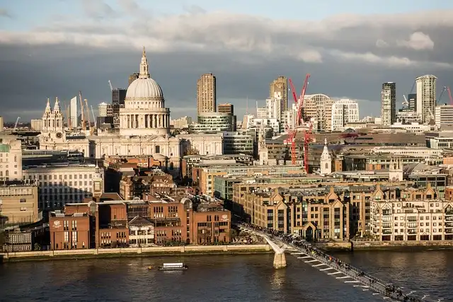 Sea Containers London Unveils New Maritime-Inspired Suite Collections